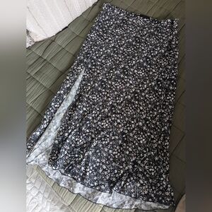 Urban Outfitters Black Floral Maxi Skirt - Size Large